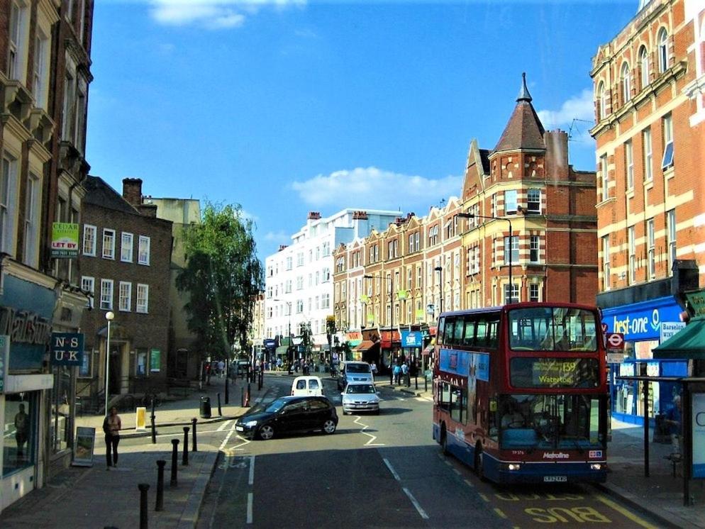 Sherriff Road Londra Esterno foto